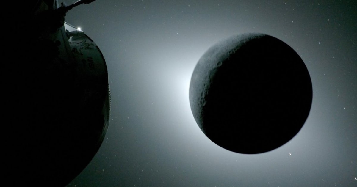 Artemis 2 Crew Breaks Distance Record, Sends Stunning Photos - Image 2