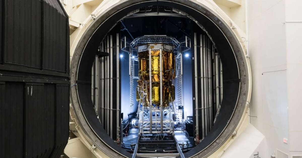 Blue Origin's Lunar Lander Passes Major NASA Heat Test - Image 2