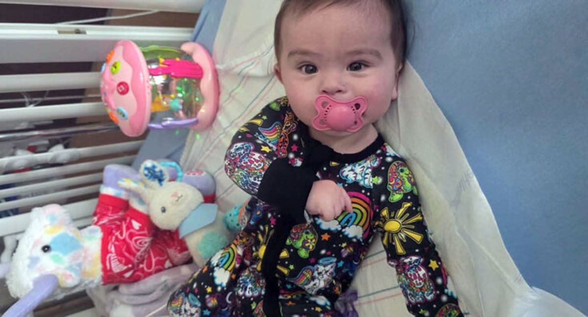 Postal Clerk's CPR Saves 8-Month-Old at Arizona Post Office - Image 3