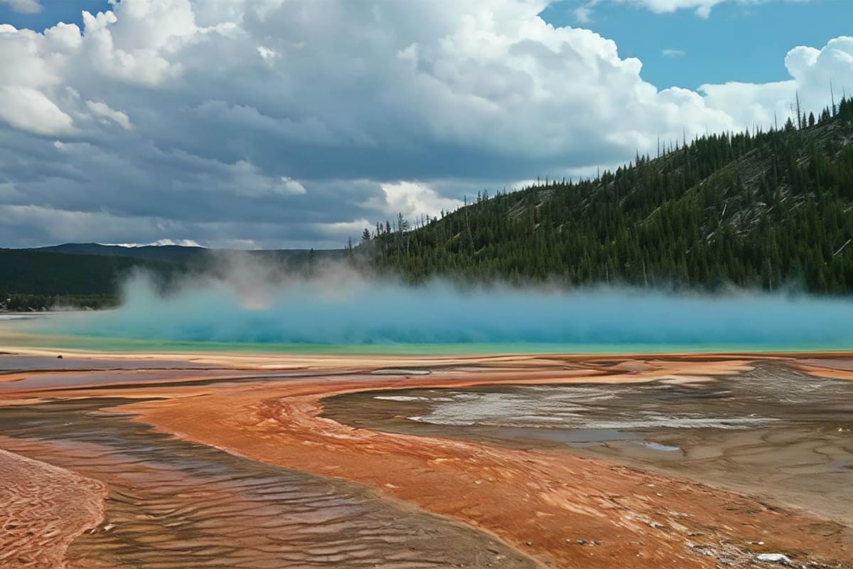 Yellowstone Mystery Solved: Scientists Map Supervolcano Power - Image 2