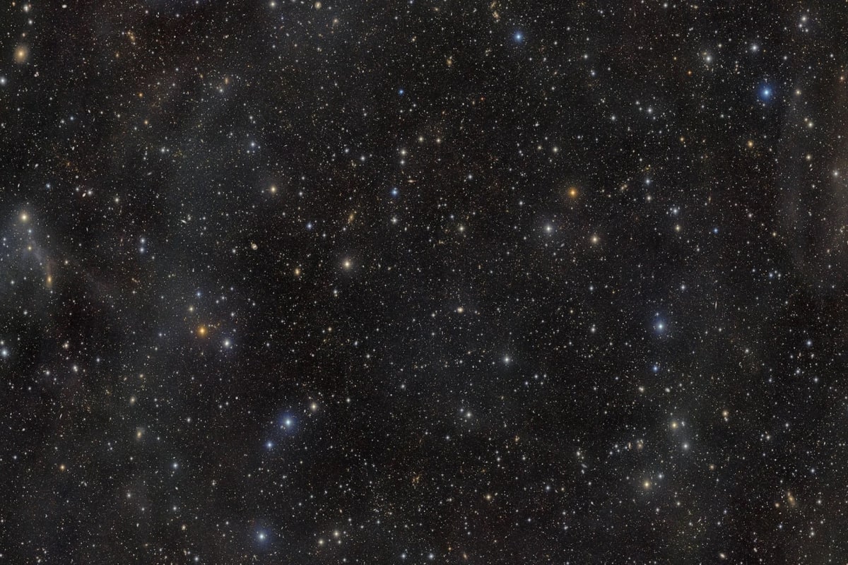 Telescope Captures 650,000 Galaxies in Single Photo - Image 2