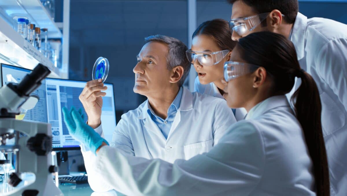 UK Scientists Rejuvenate Old Human Cells by 50% - Image 2