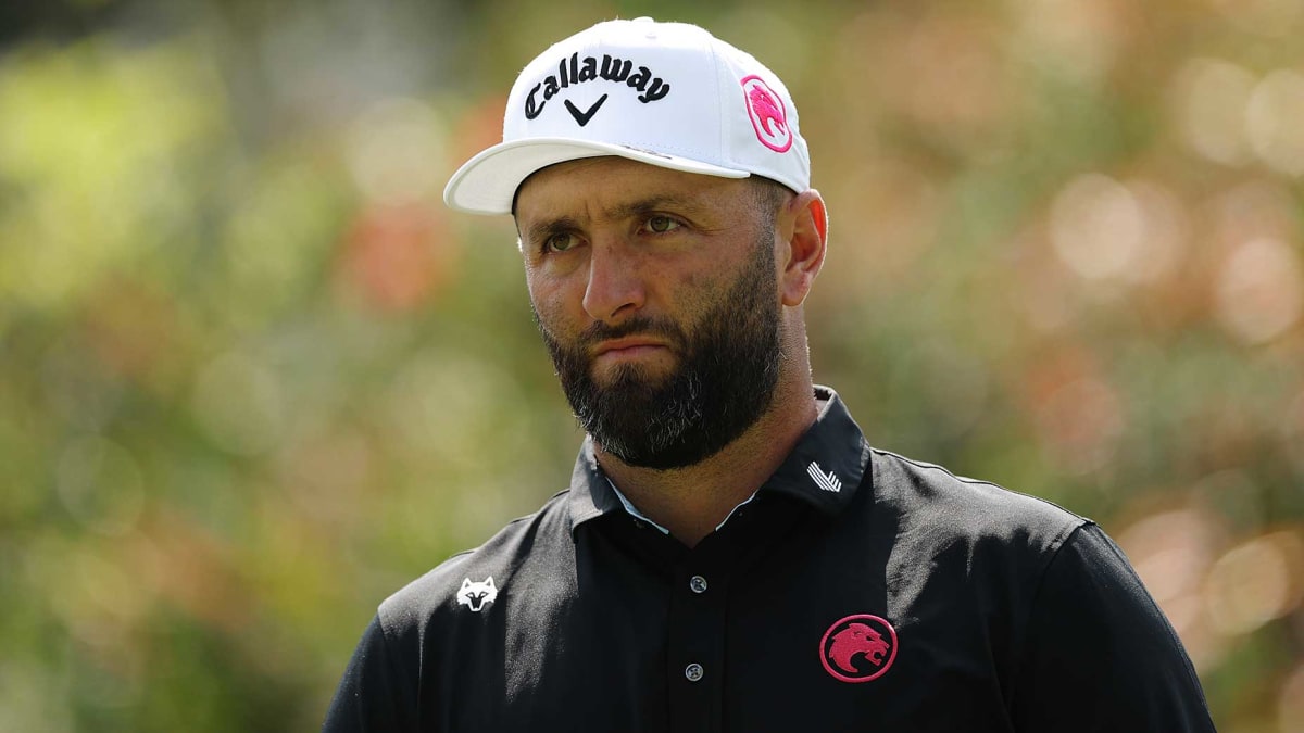 22-Year-Old Golfer Wins First Tour Event by 14 Shots - Image 5