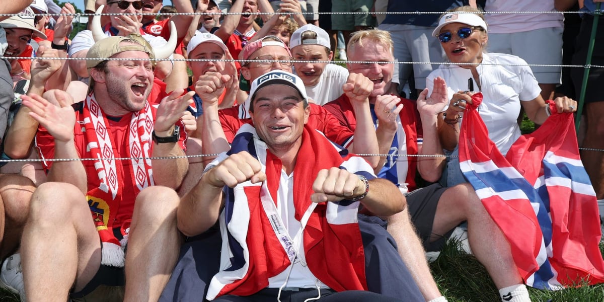 Golfer Viktor Hovland Celebrates Win With Norwegian Fans - Image 2