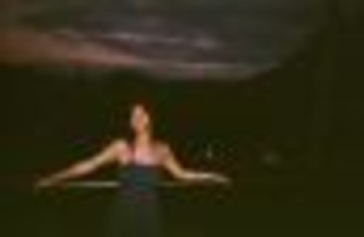 Gen Z Packs NYC Honky-Tonks, Finds Real Connection - Image 2