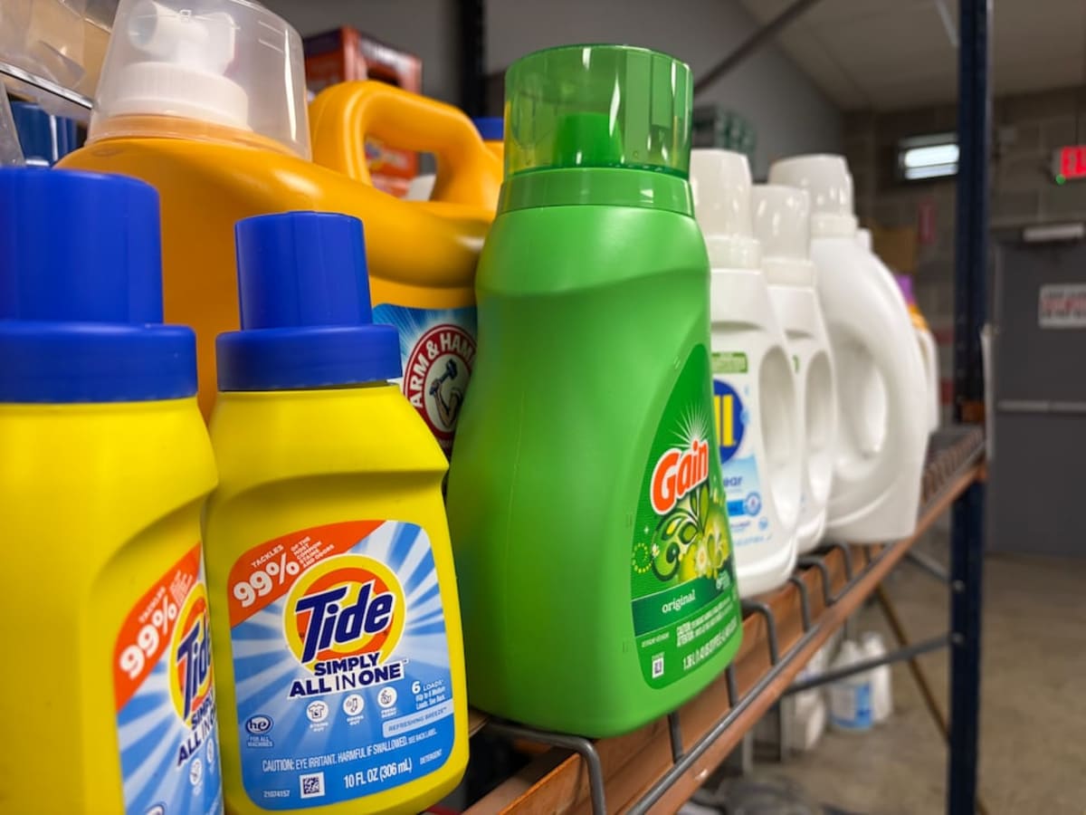100+ Volunteers Pack Hygiene Kits for Kansas City Teens - Image 2