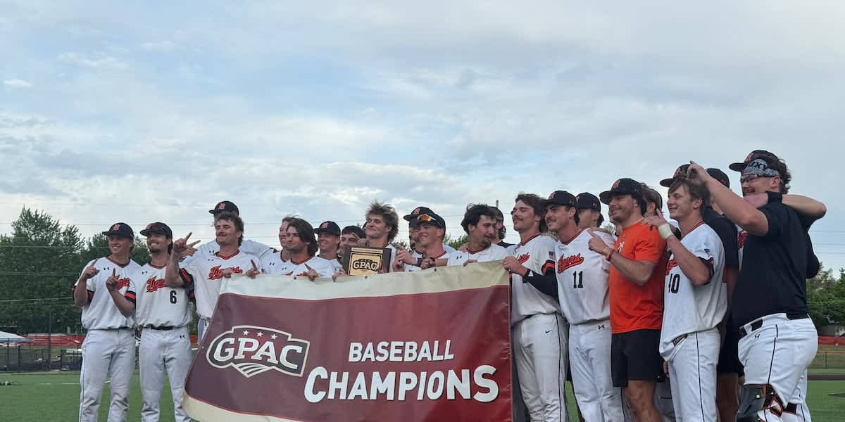Doane Wins 17-16 in 10 Innings on Final Strike Homer