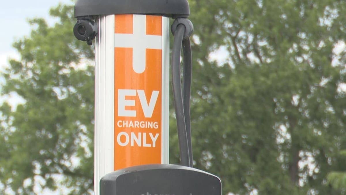 Wisconsin Funds 42 New EV Charging Stations Statewide - Image 2
