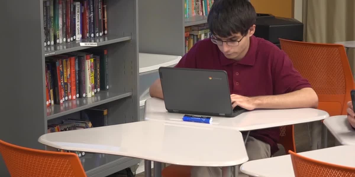 Arizona Teen Wins $2.7M in Scholarships, First to College