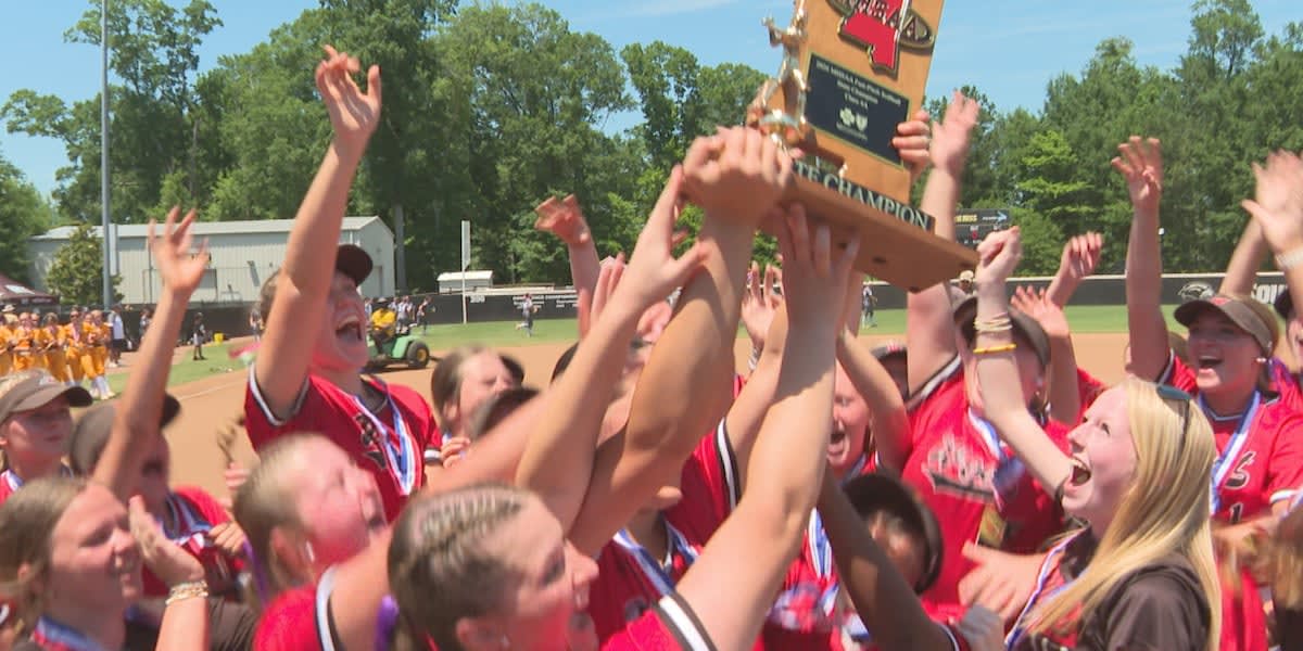 Mississippi High School Wins 3rd Softball Title in 4 Years