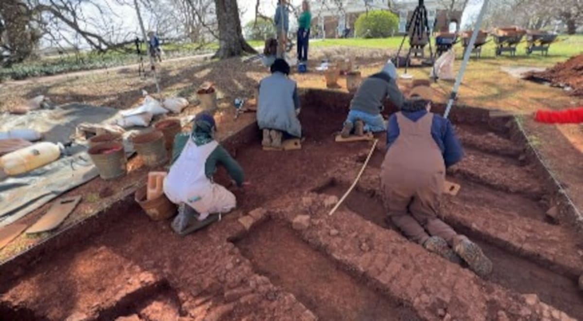 1700s Brick Kiln Discovered at Jefferson's Monticello - Image 2