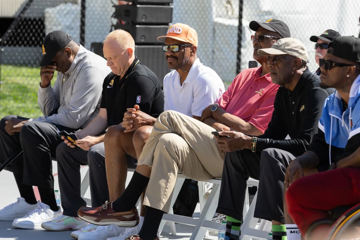 Cavs Unveil Free Downtown Court on Championship Anniversary - Image 4