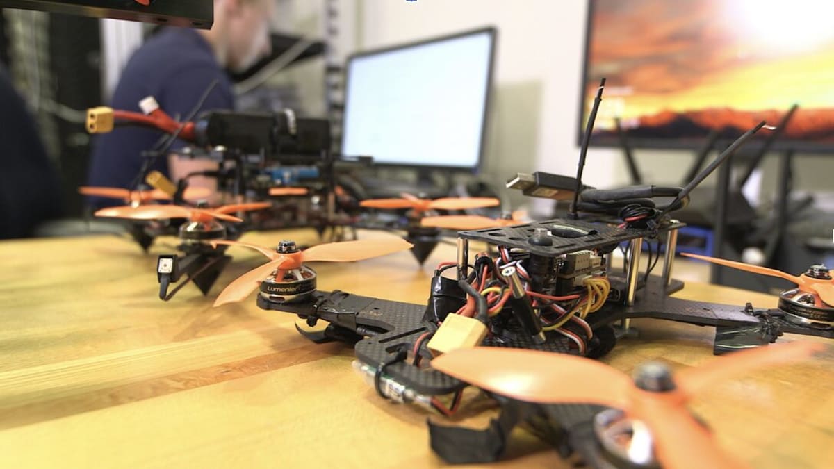 Teen Wakes at 3AM to Build AI Drones, Wins Top Honor - Image 2