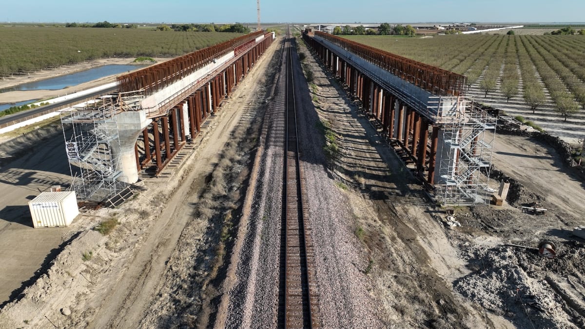 California's High-Speed Rail Attracts Private Investors - Image 2