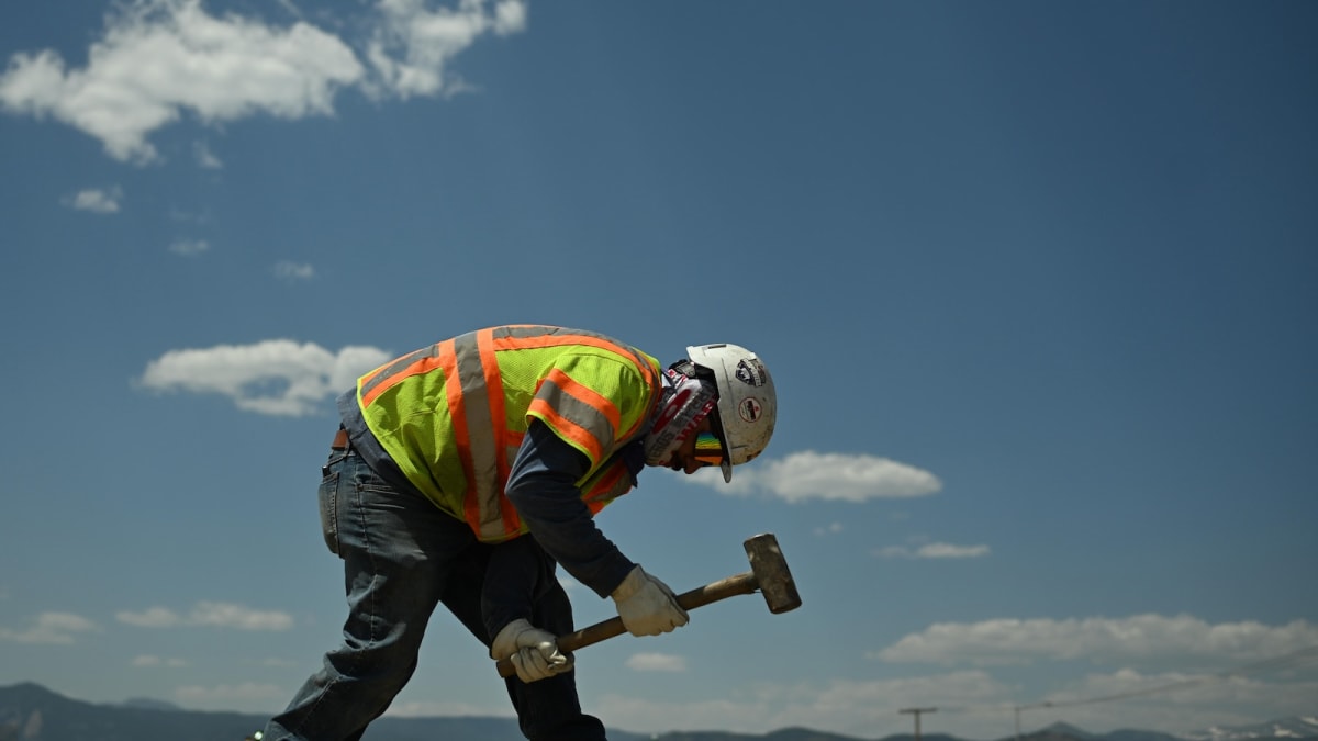 NYC Opens First Rest Hub for 80,000 Delivery Workers - Image 2