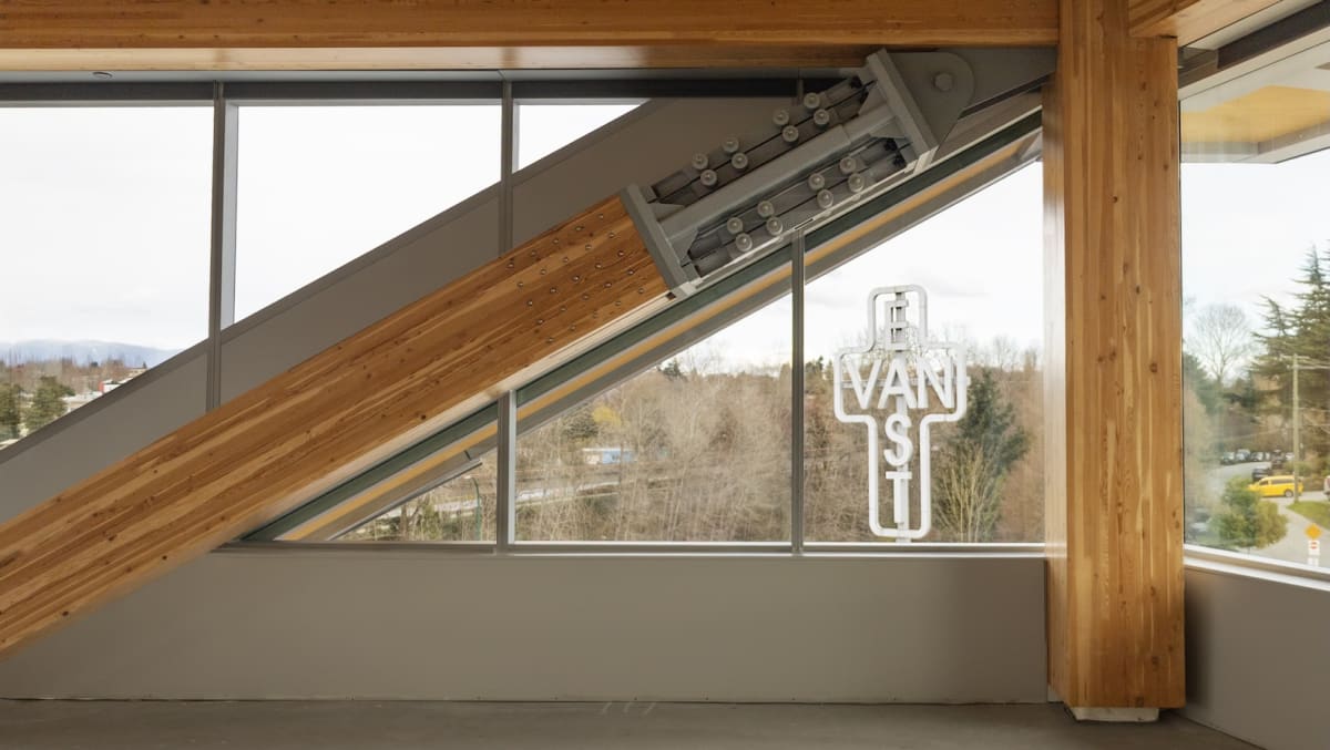 World's Tallest Timber Tower Rises 284 Feet in Milwaukee - Image 3