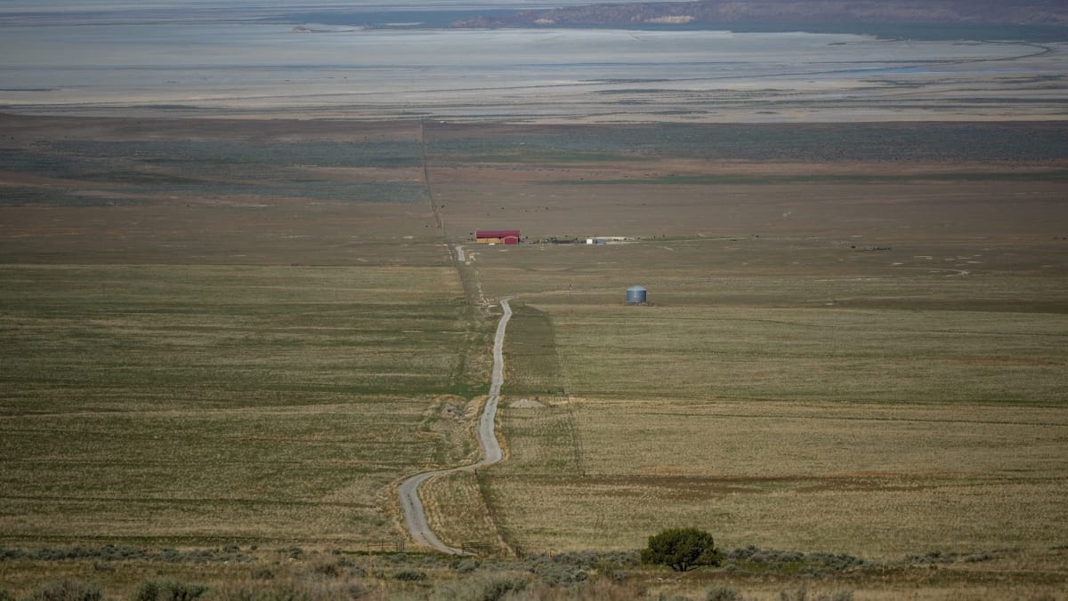 Utah Governor Blocks Gas-Only Data Center After Protests - Image 2