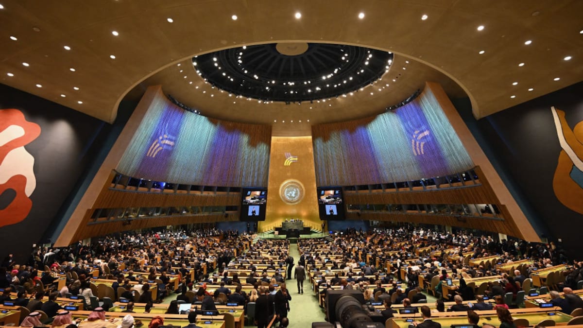 Pacific island coastline representing Vanuatu's climate advocacy at the International Court of Justice