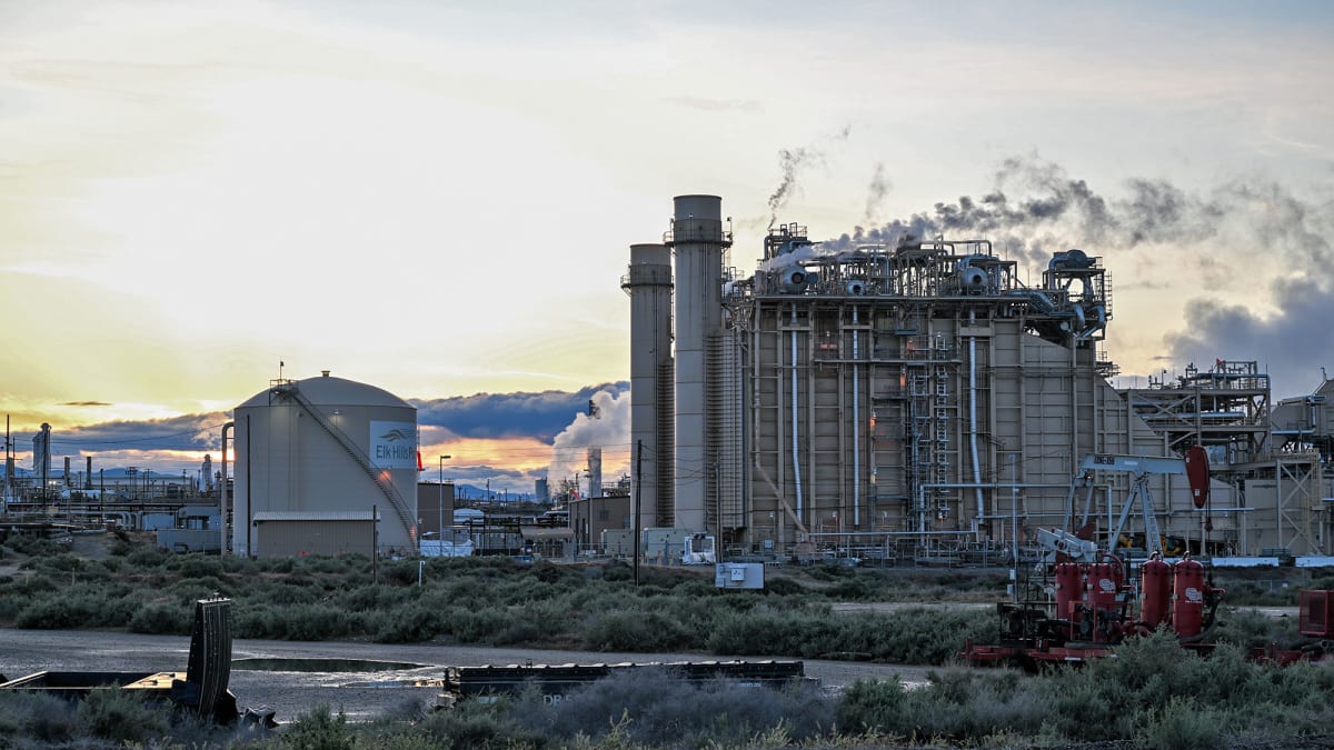 Oil Fields May Solve Data Center Backlash