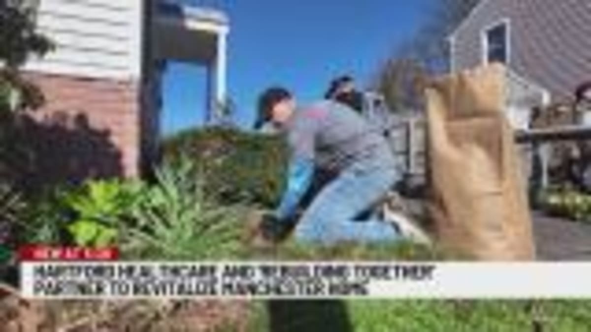 Hartford HealthCare Volunteers Revitalize Manchester Home - Image 5