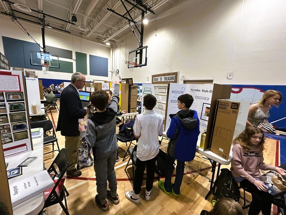 Montana Kids Explore Hawks, Fingerprints at Science Fair - Image 3