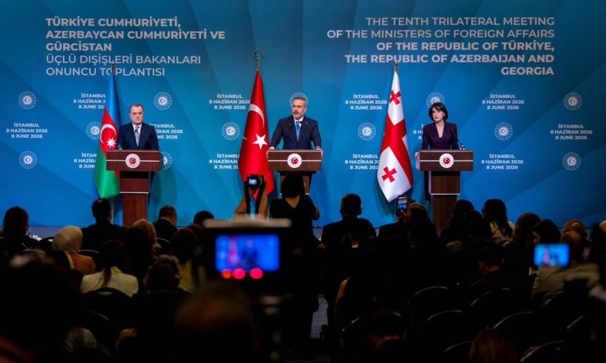 Turkey Pushes for Azerbaijan-Armenia Peace Deal