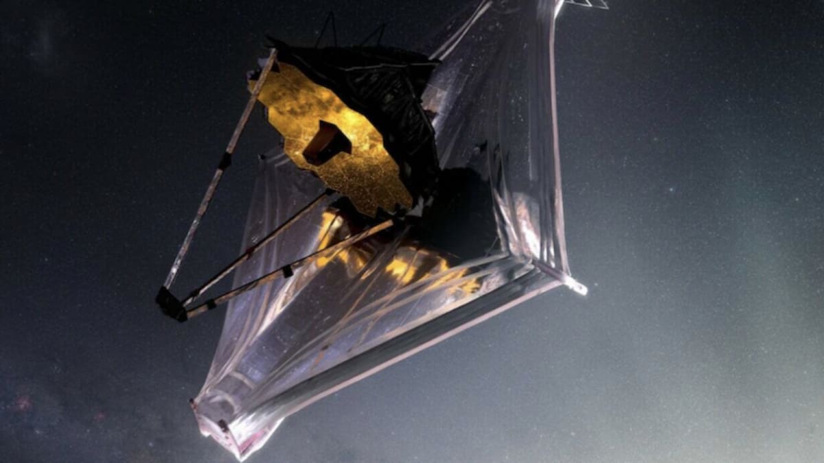Webb Telescope Solves Ancient Galaxy Mystery - Image 2