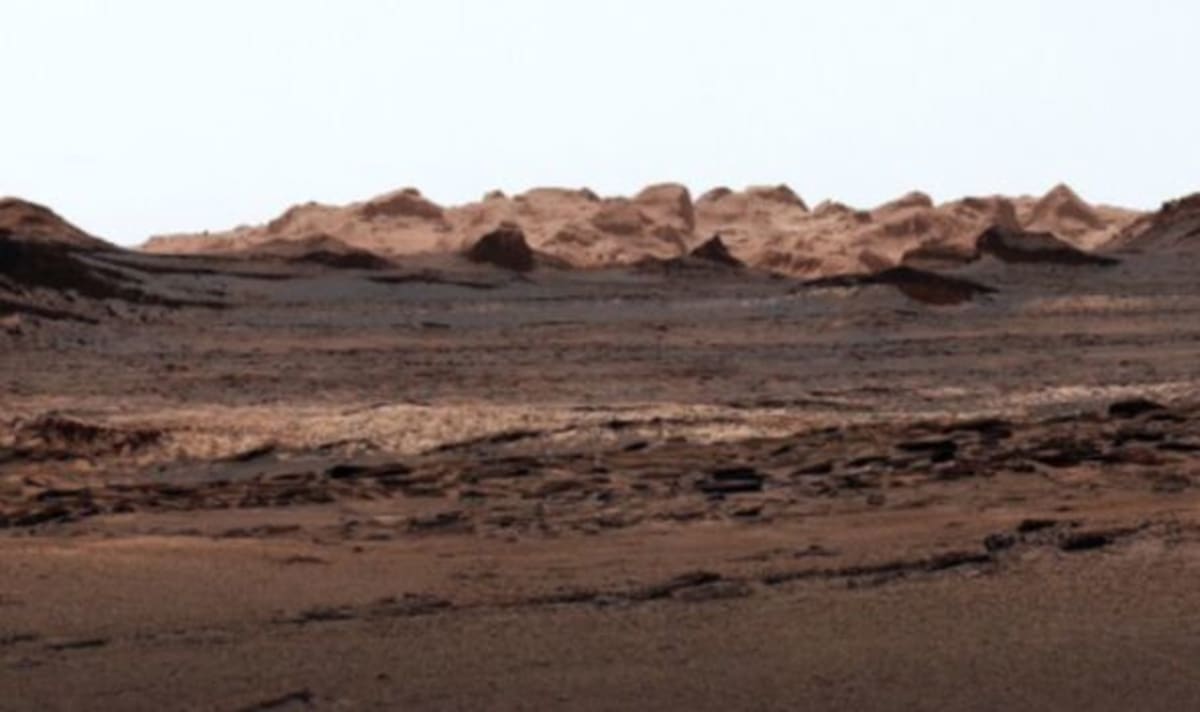 360-degree panoramic view of geometric polygon patterns covering Martian landscape captured by NASA Curiosity rover