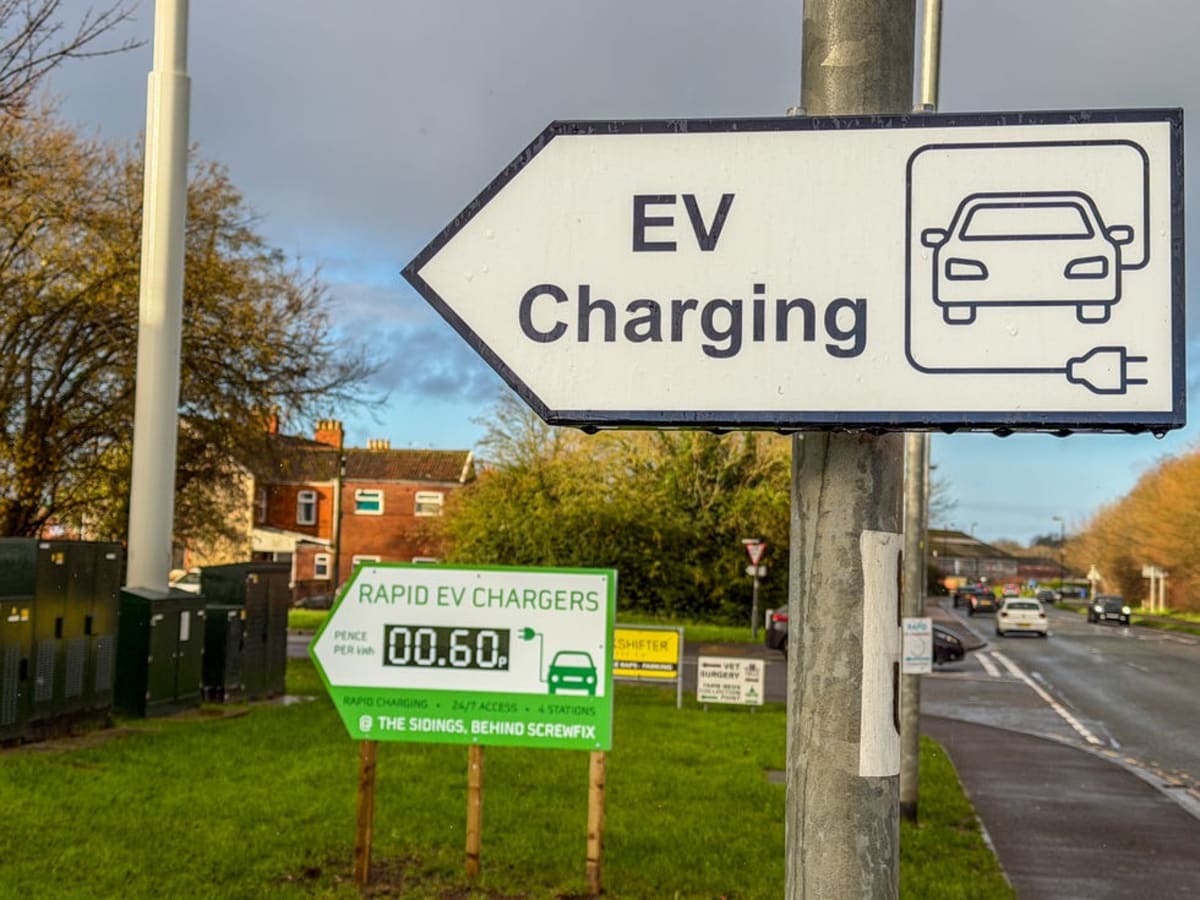 Electric Cars Now Cheaper Than Gas Cars in UK - Image 4