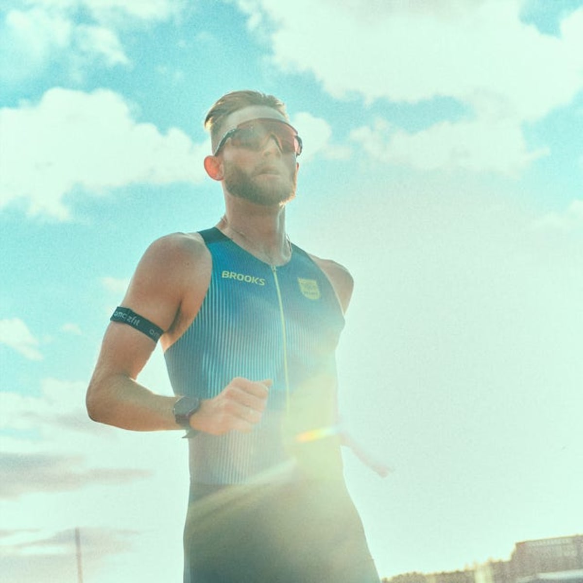 Runner Josh Kerr Chases Mile Record That's Stood Since 1999 - Image 3