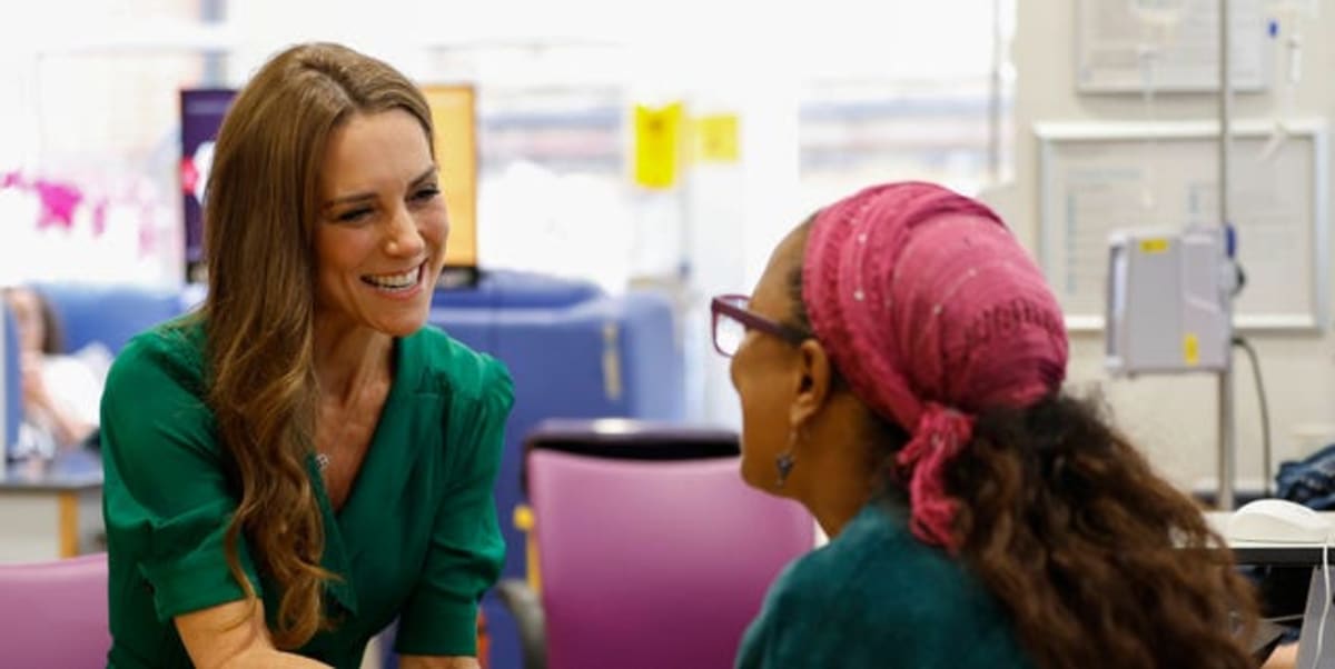 Princess Kate Bonds With Cancer Survivor at Hospital Visit - Image 2