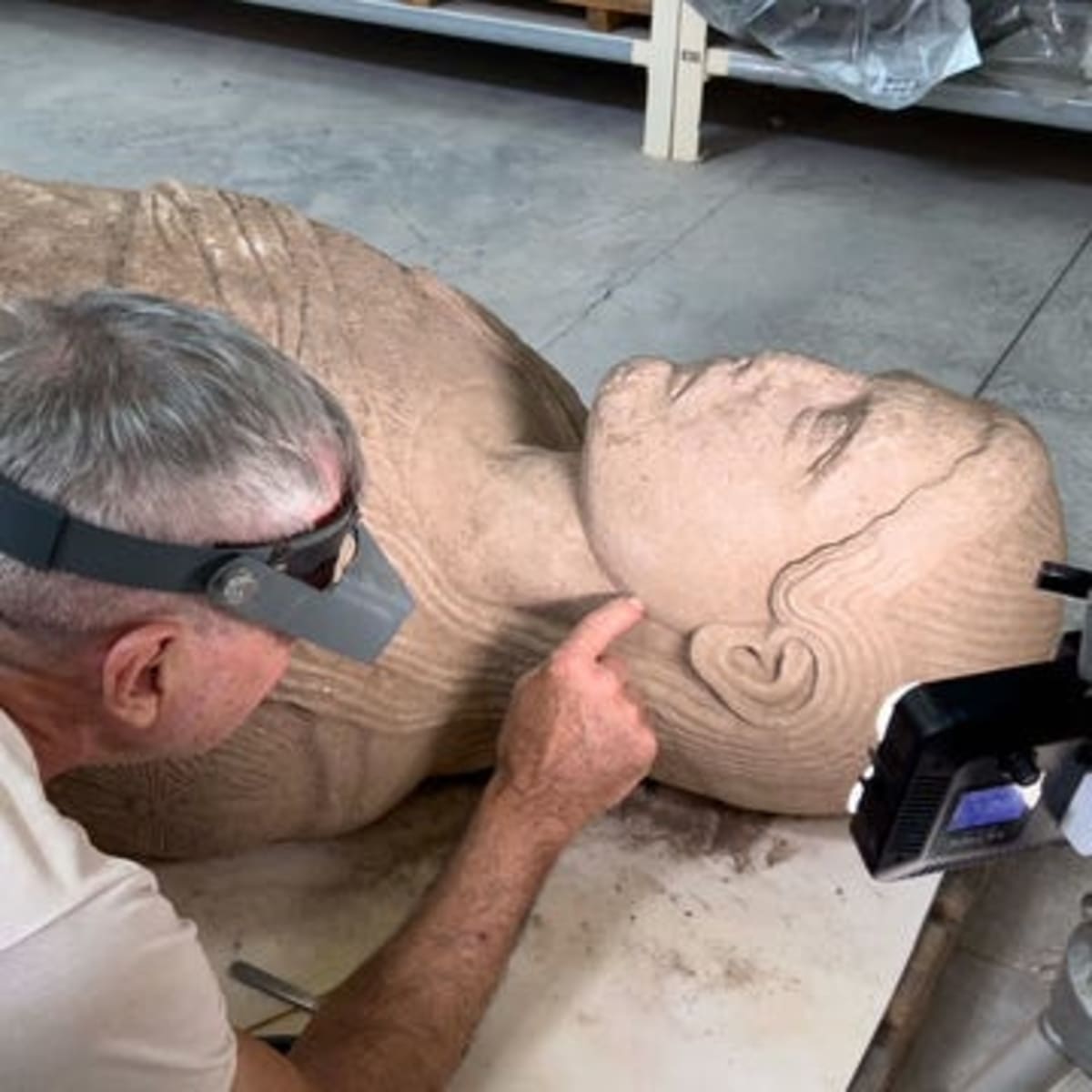 French Homebuilders Find 2,000-Year-Old City on Their Site - Image 4
