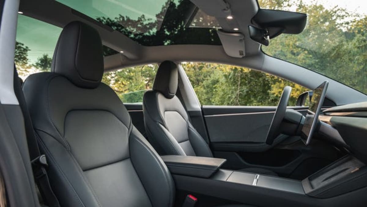 Tesla Patents Glass Roof That Cools Your Car Naturally - Image 3