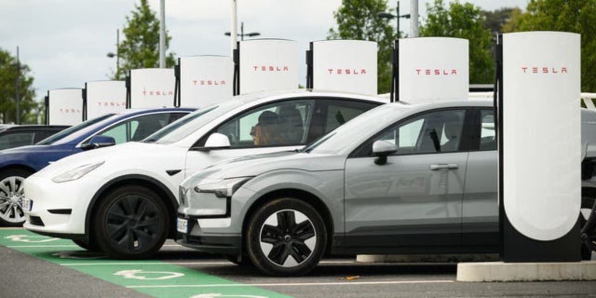 EV Owners 22% Happier Than Gas Car Drivers, Study Finds - Image 2
