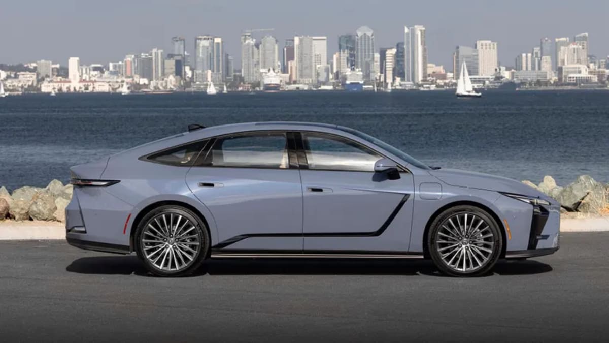 Lexus ES EV Makes Luxury Electric Cars More Affordable - Image 3