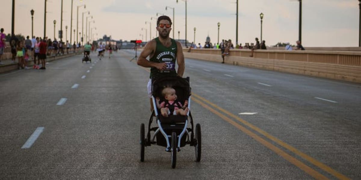 Dad Runs 4:17 Mile Pushing Daughter, Breaks World Record - Image 2