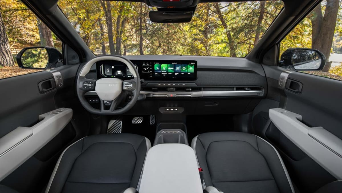 Kia's New EV3 Starts at $31,385 With 321-Mile Range - Image 4