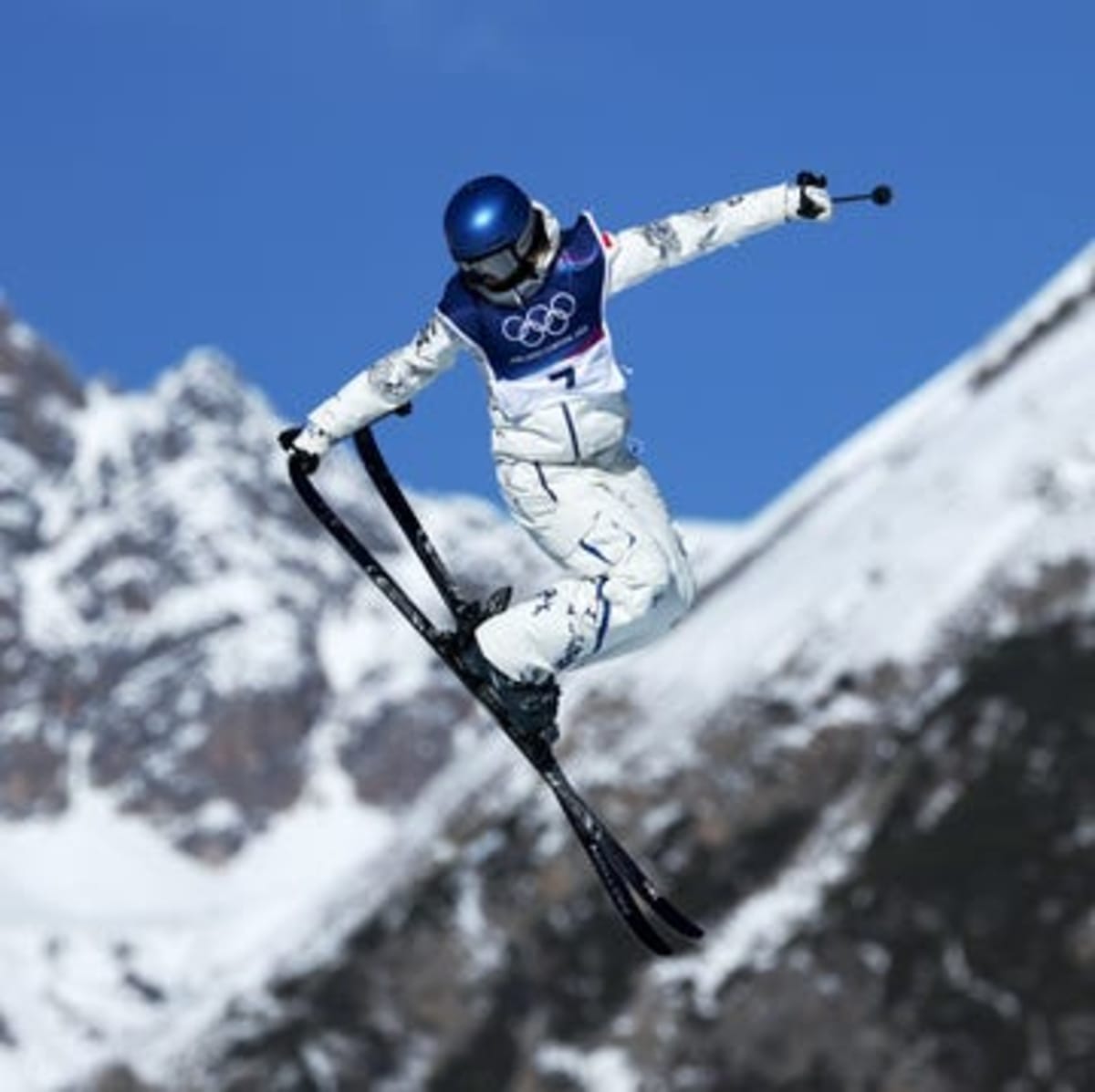 Hockey Star Hilary Knight Won Gold With Torn Knee Ligament - Image 2