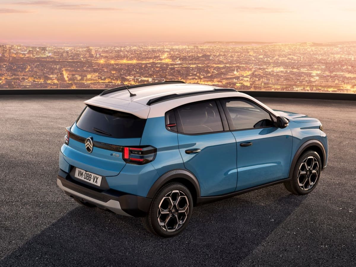 Stellantis Brings Back $17,500 Electric City Cars in 2028 - Image 4