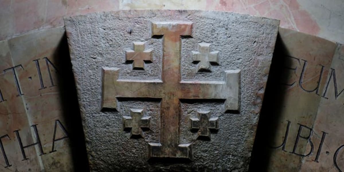 2,000-Year-Old Garden Found Beneath Jesus's Tomb Site - Image 2