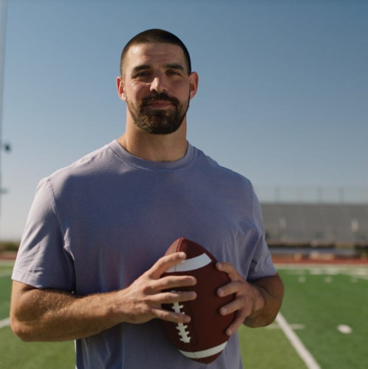 NFL Star Mark Andrews Champions Diabetes Eye Health Awareness - Image 3