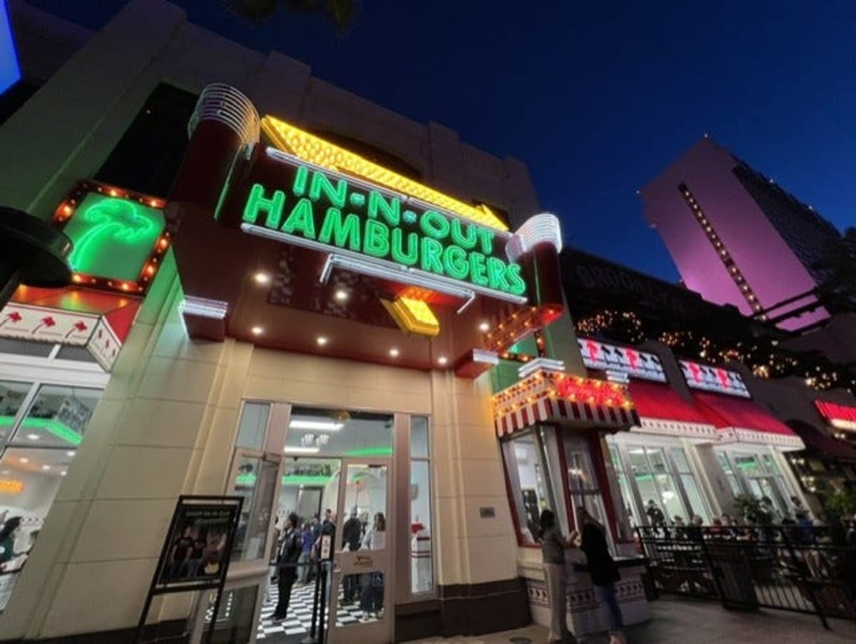 Friends Turn March Madness Into a Decade-Long Tradition - Image 4