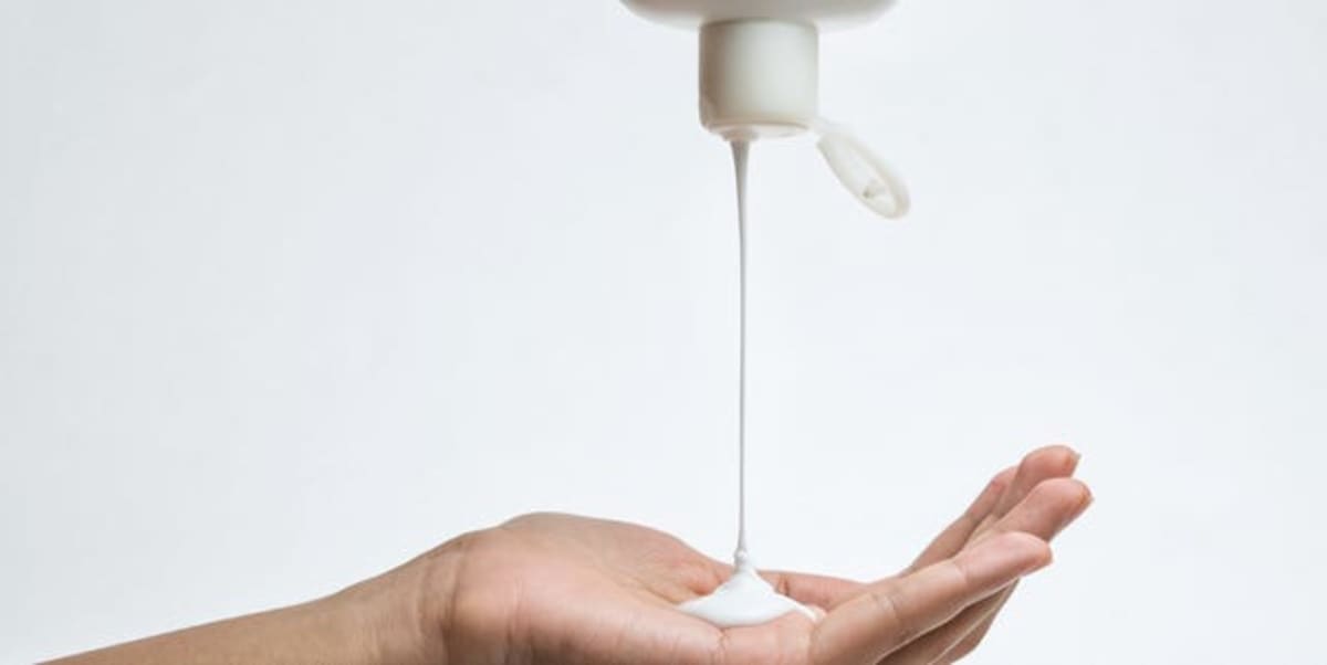 FDA Approves First New Sunscreen Ingredient in 20 Years - Image 2