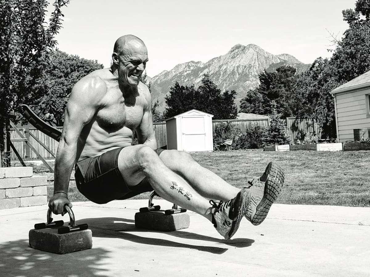 Men Over 50 Are Crushing Fitness Goals With 4 Simple Tweaks - Image 3