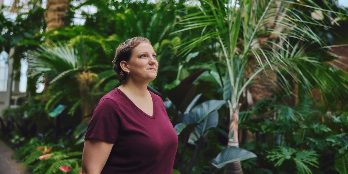 Woman Regrows Hair After Severe Alopecia With New Treatment
