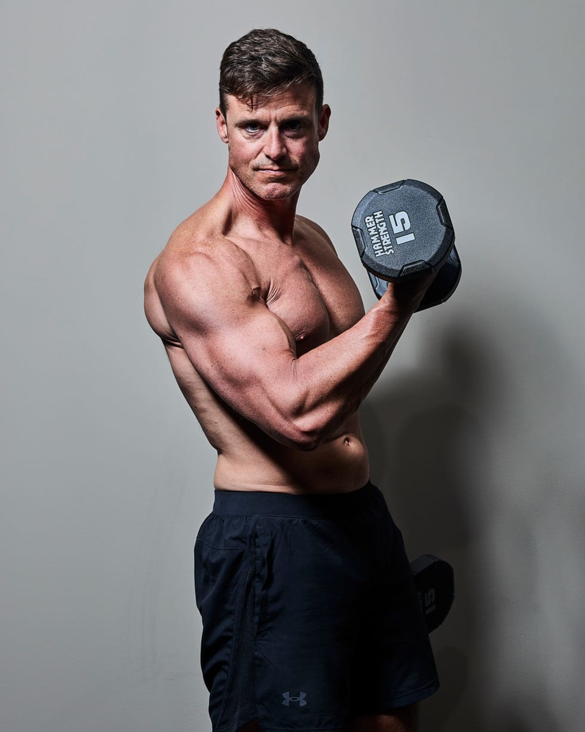Dad Gets Shredded in 30 Minutes With New Fitness Program - Image 4