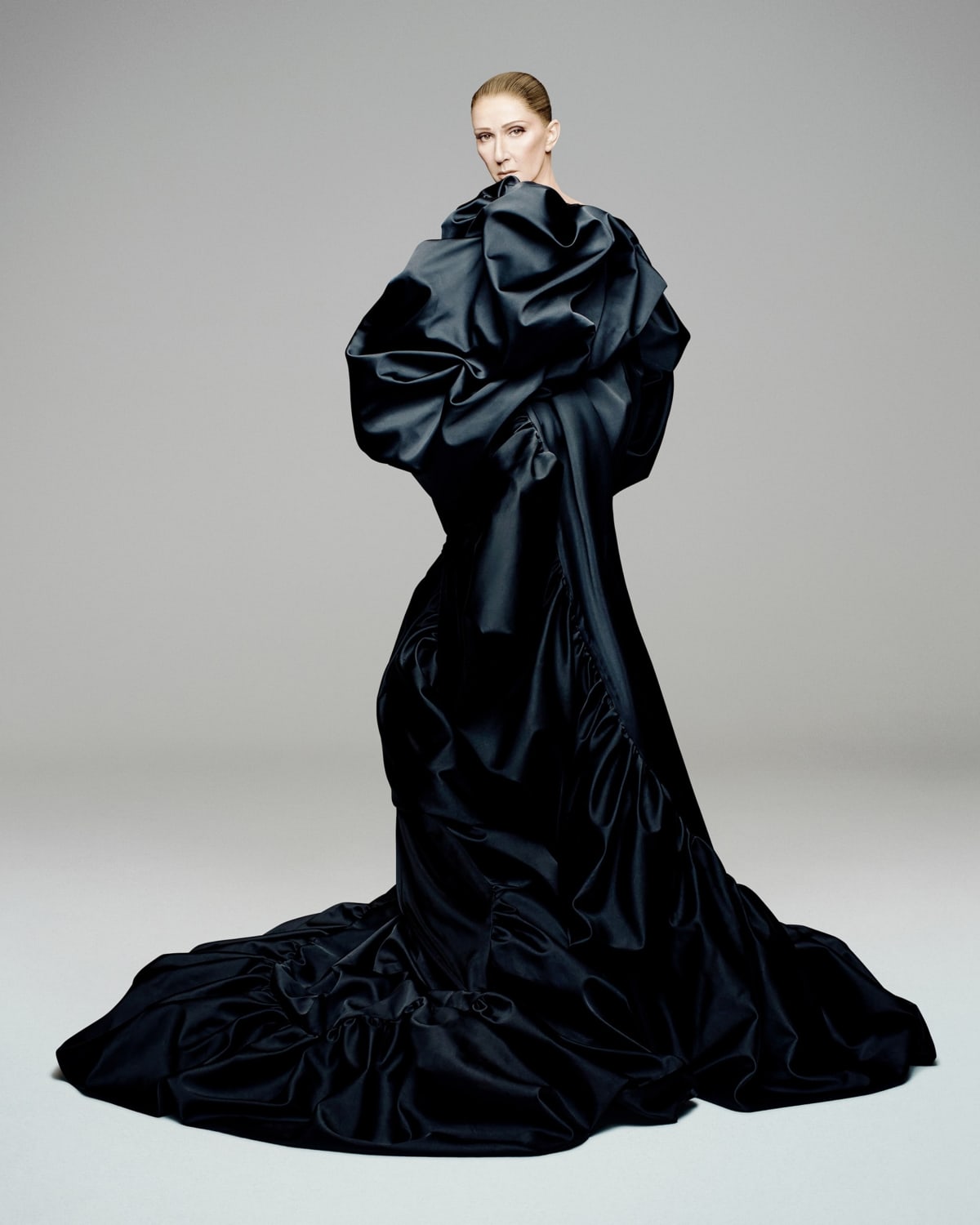 Celine Dion Returns to Paris Stage After Health Battle - Image 4