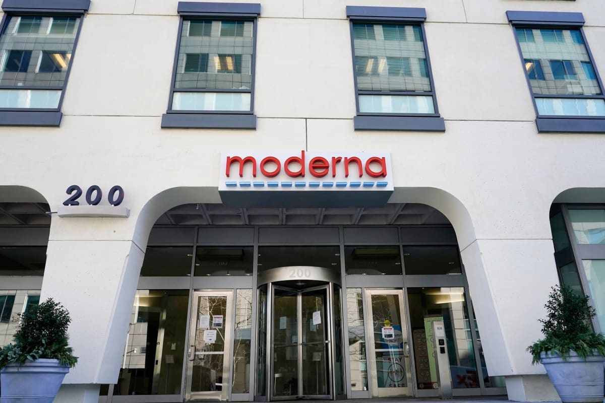 Moderna Starts Trial for Vaccine Against DRC Ebola Strain - Image 2