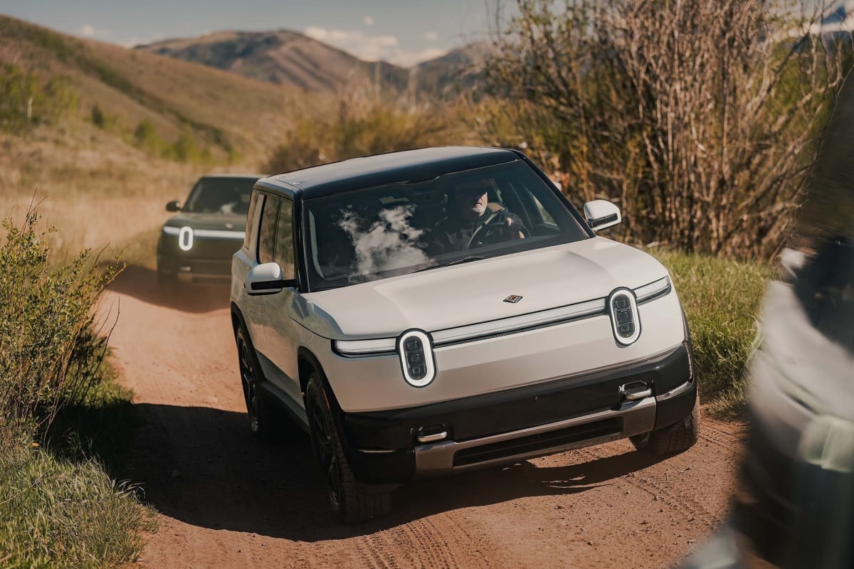 Volvo EX60 and Rivian R2 Make EVs More Affordable - Image 3