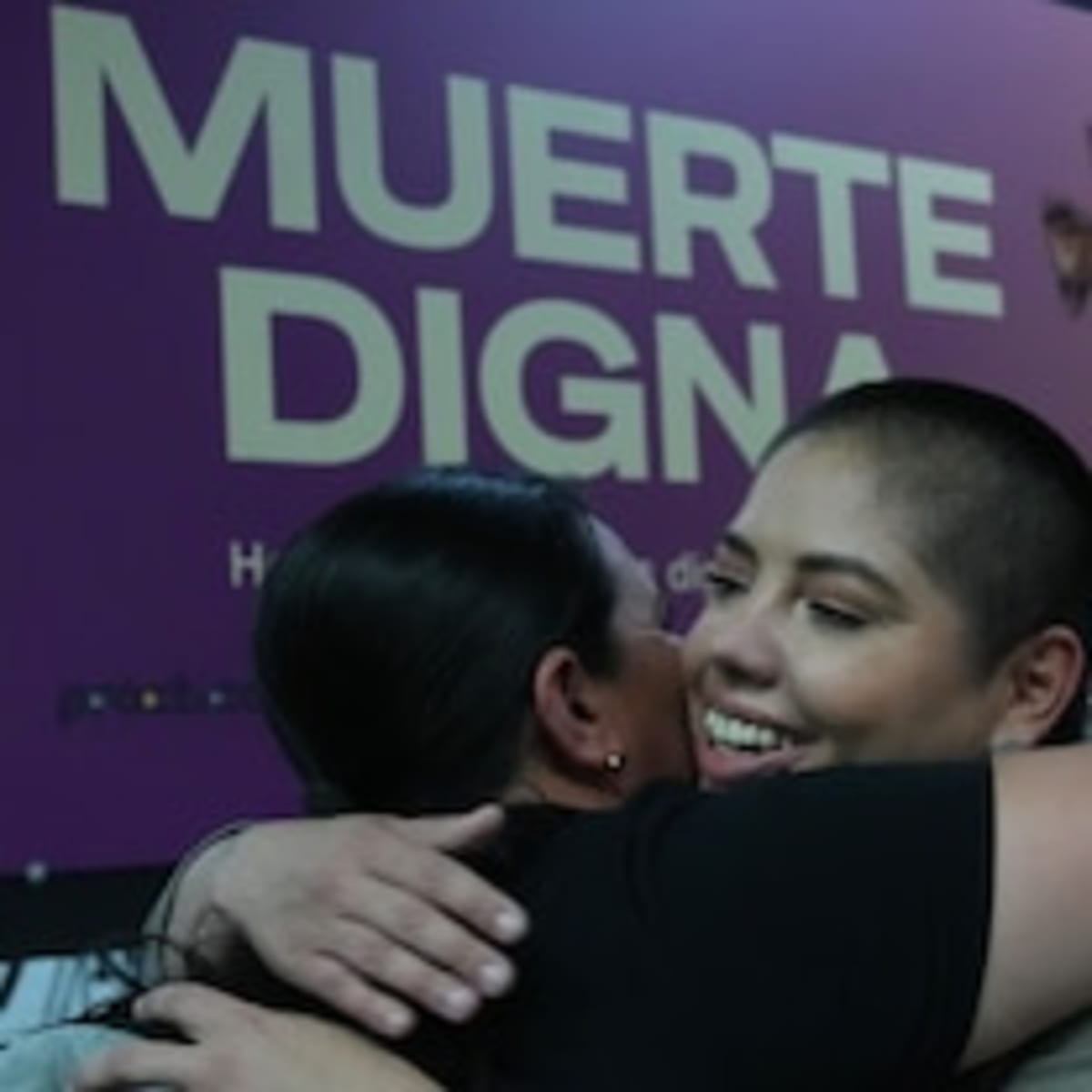 US Adult Smoking Hits Record Low of 10% - Image 3